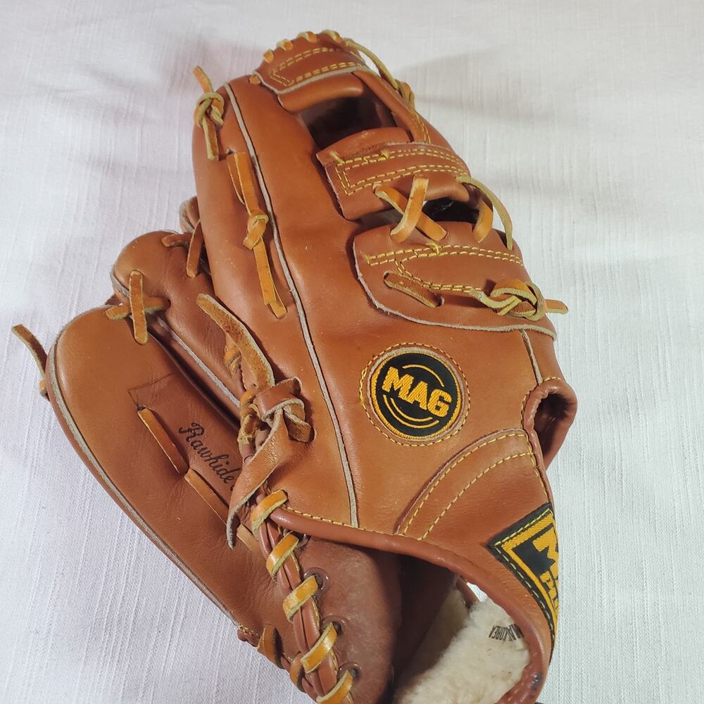 Mag Plus MP-2997 Leather Baseball Softball Glove 12.5 Inch Handcrafted RHT